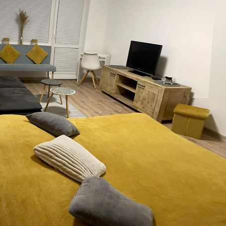 City Ela Center Кошице Екстериор снимка